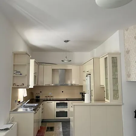 Beach Qerret Holiday home